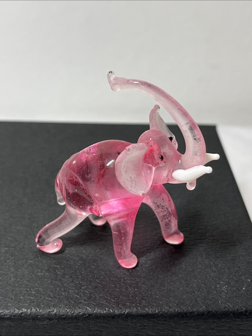 Vintage Pink Glass Elephant Figurine
Art glass
Collectible